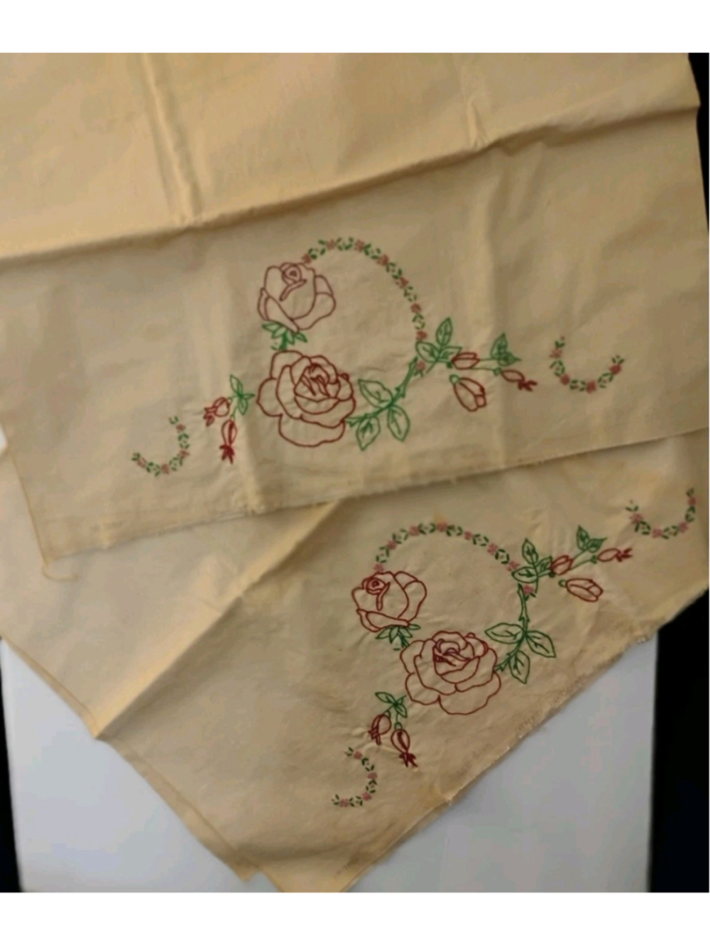 Vintage Embroidered Pair of Pillowcases Roses No Border Frederick Herrschner Co